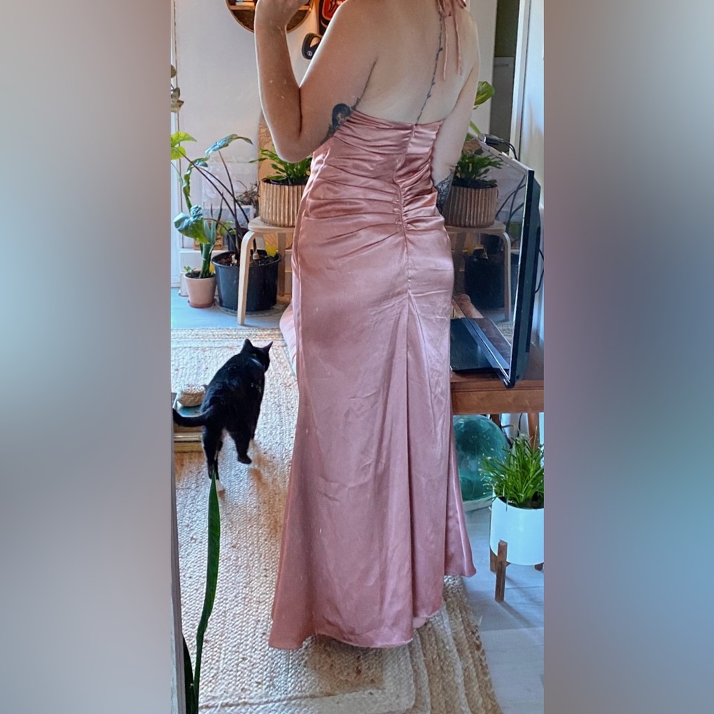 GALINA SIGNATURE Tie-Neck Halter Mermaid Dress in Desert Coral - Size 4 - Picture 2 of 8